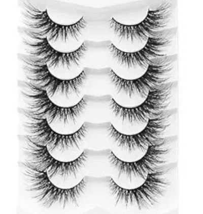 4. Losha Lashes Fluffy Cat Eye Lashes — Lightweight & Bold 
